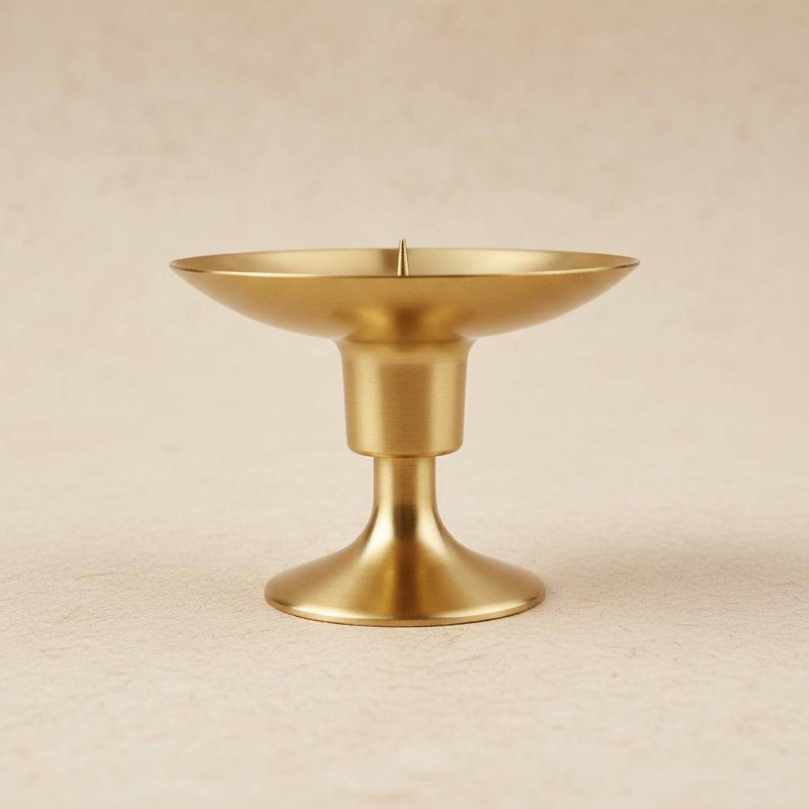 Candelabro de Latón con Diseño - Home Decor Gold reseña y precio